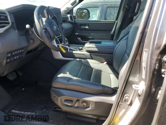 2024 Toyota Sequoia SR5 with VIN 7SVAAABA5RX022048, listed as a Copart auction lot 72630824 with 5,182 mi miles and Salvage Title. Bid and sale history available at carsss.com. Image 7.