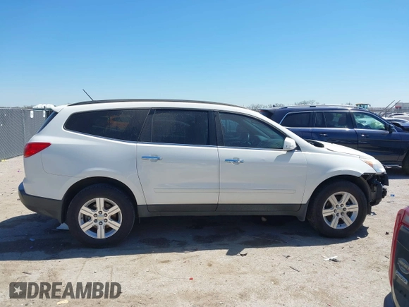 2012 Chevrolet Traverse 1LT z VIN 1GNKVGED7CJ326382, wystawiony jako IAAI lot #41858806 z przebiegiem 190 849 mil mil oraz . Historia ofert i sprzedaży dostępna na DreamBid. Obrazek 13.