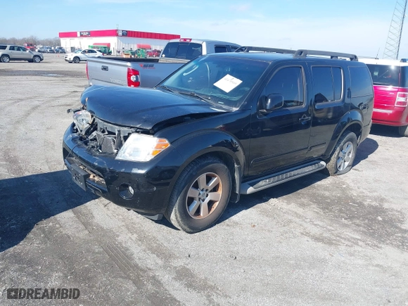 2011 Nissan Pathfinder SV with VIN 5N1AR1NN8BC602565, listed as a IAAI auction lot 41470509 with 238,485 mi miles. Bid and sale history available at carsss.com. Image 2.