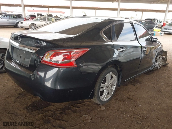 2013 Nissan Altima 3.5 SL with VIN 1N4BL3AP2DN498939, listed as a IAAI auction lot 41721607 with 119,507 mi miles. Bid and sale history available at carsss.com. Image 4.