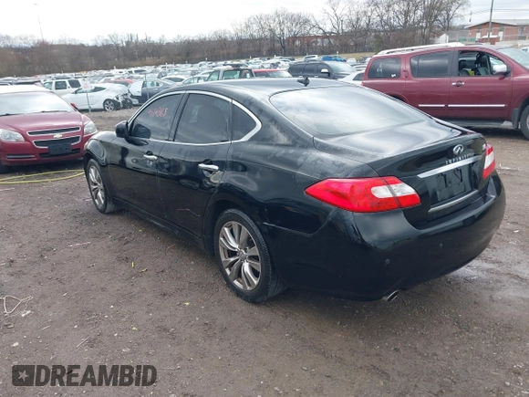 2013 Infiniti M37 with VIN JN1BY1AP9DM513719, listed as a IAAI auction lot 41543165 with 141,488 mi miles. Bid and sale history available at carsss.com. Image 3.