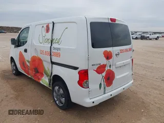 2015 Nissan NV200 SV with VIN 3N6CM0KN4FK715632, listed as a IAAI auction lot 41794500 with 156,495 mi miles. Bid and sale history available at carsss.com. Image 3.