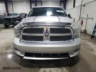 2009 Dodge Ram 1500 ST with VIN 1D3HB18T89S780694, listed as a Copart auction lot 82436214 with 152,727 mi miles and Salvage Title. Bid and sale history available at carsss.com. Image 5.