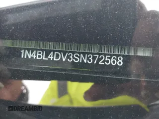 2025 Nissan Altima SV z VIN 1N4BL4DV3SN372568, wystawiony jako IAAI lot #42429216 z przebiegiem 7 865 mil mil oraz . Historia ofert i sprzedaży dostępna na DreamBid. Obrazek 9.