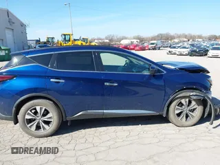 2021 Nissan Murano SV with VIN 5N1AZ2BS9MC126295, listed as a IAAI auction lot 41992143 with 33,385 mi miles and . Bid and sale history available at DreamBid. Image 14.