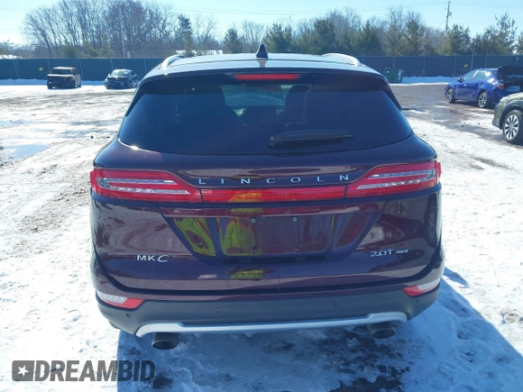 2017 Lincoln MKC Reserve with VIN 5LMCJ3D97HUL70539, listed as a IAAI auction lot 41613759 with 125,547 mi miles and . Bid and sale history available at DreamBid. Image 17.
