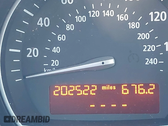2005 BMW X3 2.5i with VIN WBXPA73485WC50101, listed as a IAAI auction lot 41844456 with 202,522 mi miles. Bid and sale history available at carsss.com. Image 7.