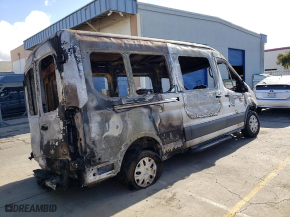 2019 Ford Transit Wagon XL with VIN 1FDZX2CM5KKB47589, listed as a Copart auction lot 77912294 with 0 mi miles and Non Repairable. Bid and sale history available at carsss.com. Image 3.