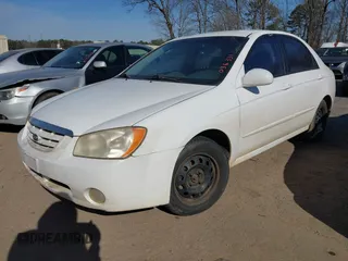 2004 Kia Spectra LX with VIN KNAFE121745036331, listed as a IAAI auction lot 41735613 with 67,634 mi miles. Bid and sale history available at carsss.com. Image 2.