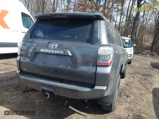 2022 Toyota 4Runner SR5 Premium with VIN JTENU5JR3N6062156, listed as a IAAI auction lot 41705930 with 25,445 mi miles. Bid and sale history available at carsss.com. Image 16.