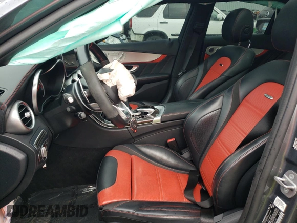 2017 Mercedes-Benz C 63 S AMG с VIN 55SWF8HB7HU186340, выставлен на аукционе Copart как лот 39896983 с пробегом 41 762 миль миль и . История ставок и продаж доступна на DreamBid. Изображение 7.