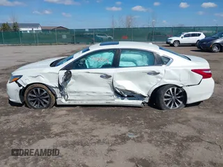 2016 Nissan Altima SR with VIN 1N4AL3AP7GC149531, listed as a IAAI auction lot 41893524 with 48,058 mi miles and . Bid and sale history available at carsss.com. Image 14.