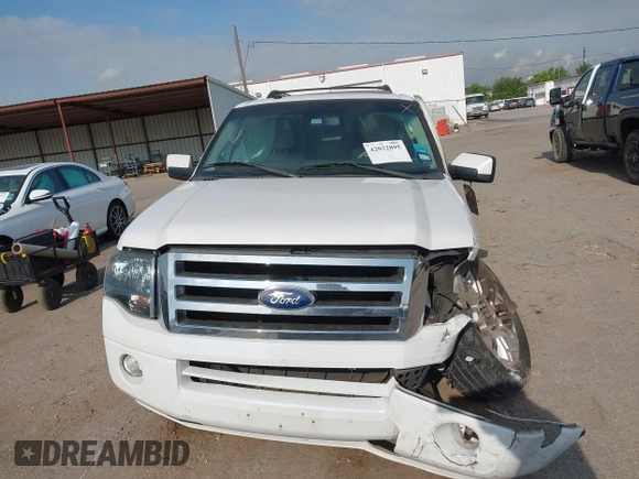 2011 Ford Expedition Limited z VIN 1FMJU1K55BEF47564, wystawiony jako IAAI lot #42032895 z przebiegiem Nie podano mil oraz . Historia ofert i sprzedaży dostępna na DreamBid. Obrazek 11.