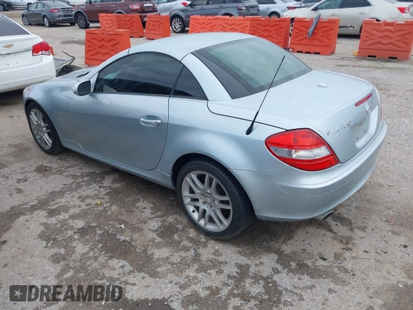 2007 Mercedes-Benz SLK 280 with VIN WDBWK54F77F157563, listed as a IAAI auction lot 42683146 with 144,298 mi miles and . Bid and sale history available at DreamBid. Image 3.