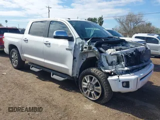 2015 Toyota Tundra 4WD Truck Platinum with VIN 5TFAW5F12FX480655, listed as a IAAI auction lot 41391026 with 111,066 mi miles. Bid and sale history available at carsss.com. Image 1.