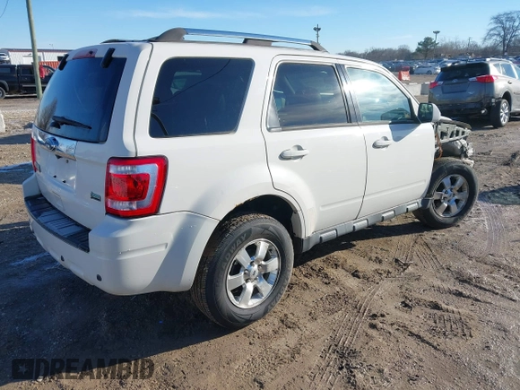 2011 Ford Escape Limited with VIN 1FMCU9EG5BKC09796, listed as a IAAI auction lot 41792944 with 134,117 mi miles. Bid and sale history available at carsss.com. Image 4.
