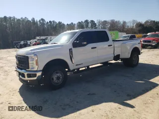 2024 Ford F-350 XL with VIN 1FT8W3DT0REE67068, listed as a Copart auction lot 43037035 with 16,371 mi miles and Salvage Title. Bid and sale history available at DreamBid. Image 1.