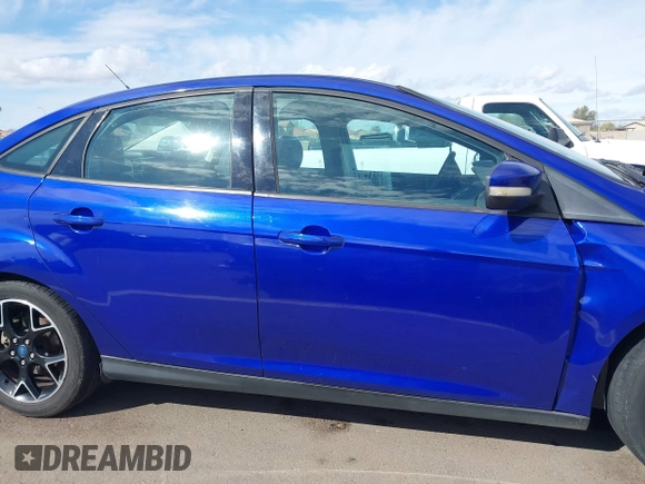 2013 Ford Focus SE with VIN 1FADP3F27DL138703, listed as a IAAI auction lot 41797537 with 128,070 mi miles. Bid and sale history available at carsss.com. Image 13.