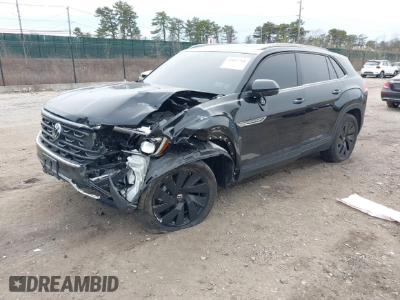 2024 Volkswagen Atlas SE with VIN 1V2KE2CA7RC228100, listed as a IAAI auction lot 42007768 with 27,956 mi miles and . Bid and sale history available at DreamBid. Image 16.