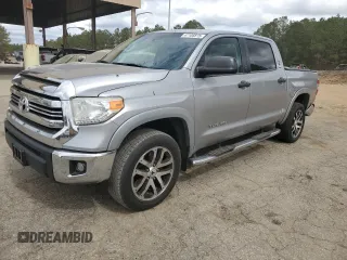 2017 Toyota Tundra SR5 with VIN 5TFEM5F17HX120498, listed as a Copart auction lot 47105815 with 68,263 mi miles and Salvage title. Bid and sale history available at DreamBid. Image 1.