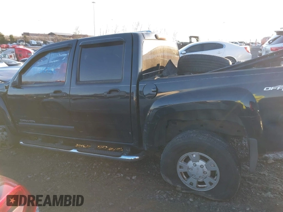 2005 GMC Canyon 1SE SLE Z71 with VIN 1GTDS136858133700, listed as a IAAI auction lot 41310966 with 1 mi miles. Bid and sale history available at carsss.com. Image 13.