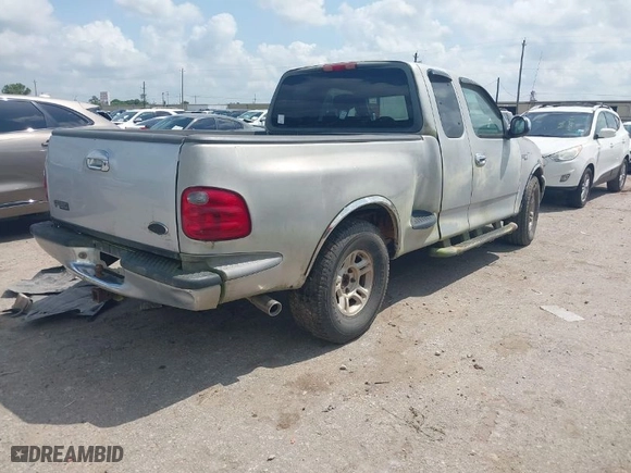 2002 Ford F-150 XL with VIN 2FTRX07242CA45481, listed as a IAAI auction lot 42097689 with 1 mi miles. Bid and sale history available at carsss.com. Image 4.