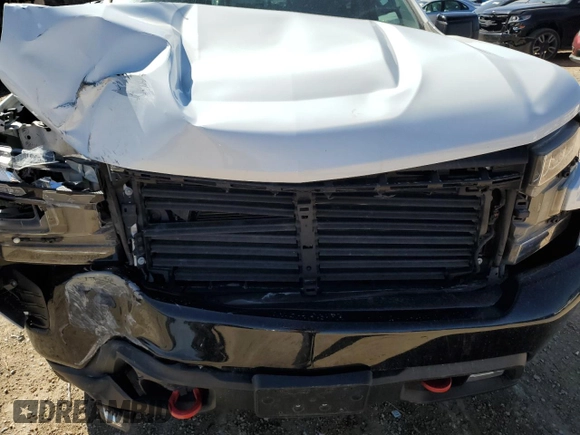 2021 Chevrolet Silverado 1500 LT Trail Boss with VIN 1GCPYFED0MZ339137, listed as a Copart auction lot 48218085 with 90,611 mi miles and Salvage Title. Bid and sale history available at DreamBid. Image 13.