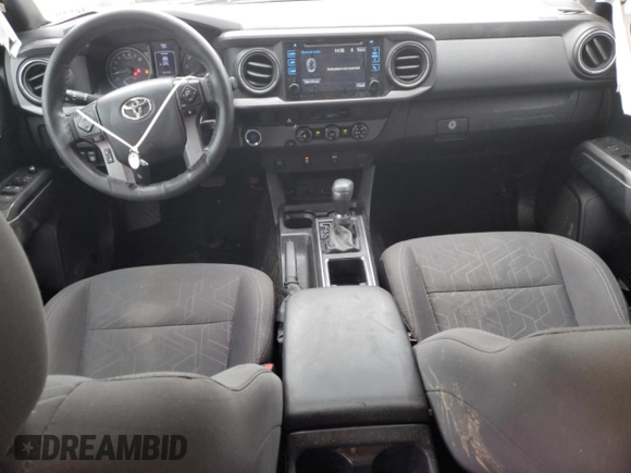 2017 Toyota Tacoma SR5 z VIN 3TMAZ5CN1HM047528, wystawiony jako Copart lot #49260315 z przebiegiem 78 361 mil mil oraz Szkody całkowita. Historia ofert i sprzedaży dostępna na DreamBid. Obrazek 8.