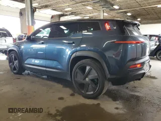 2023 Fisker Ocean One с VIN VCF1ZBU27PG005781, выставлен на аукционе Copart как лот 61660935 с пробегом 7 555 миль миль и Чистый • Clean title. История ставок и продаж доступна на DreamBid. Изображение 2.