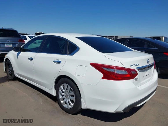 2018 Nissan Altima 2.5 SR with VIN 1N4AL3AP7JC254982, listed as a IAAI auction lot 41857690 with 101,417 mi miles. Bid and sale history available at carsss.com. Image 3.