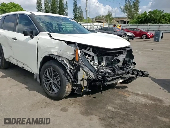 2021 Nissan Rogue S with VIN 5N1AT3AA8MC775389, listed as a Copart auction lot 58562835 with 27,368 mi miles and Non repairable. Bid and sale history available at DreamBid. Image 14.
