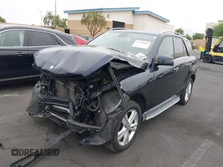 2013 Mercedes-Benz M 350 with VIN 4JGDA5JB8DA208232, listed as a IAAI auction lot 42349851 with 81,072 mi miles and . Bid and sale history available at DreamBid. Image 2.