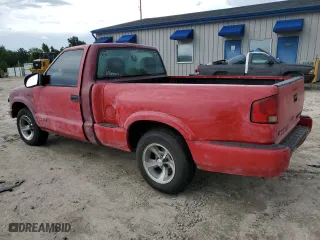2000 Chevrolet S-10 LS with VIN 1GCCS1451YK198476, listed as a Copart auction lot 64419724 with 229,955 mi miles and Salvage Title. Bid and sale history available at carsss.com. Image 2.
