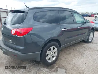 2012 Chevrolet Traverse LS with VIN 1GNKREED5CJ375122, listed as a IAAI auction lot 41993388 with 216,062 mi miles and . Bid and sale history available at DreamBid. Image 4.