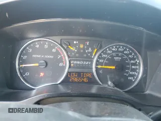 2009 Chevrolet Colorado Work Truck z VIN 1GCCS19E498149120, wystawiony jako Copart lot #72383104 z przebiegiem 296 546 mil mil oraz Szkoda całkowita • Salvage title. Historia ofert i sprzedaży dostępna na DreamBid. Obrazek 9.