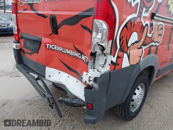 2017 Ram ProMaster Cargo with VIN 3C6TRVDG1HE509385, listed as a IAAI auction lot 41479512 with 134,770 mi miles and . Bid and sale history available at carsss.com. Image 12.