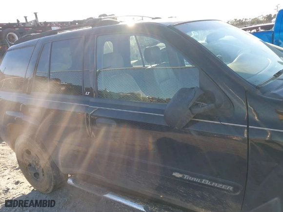 2003 Chevrolet TrailBlazer LT with VIN 1GNDS13S132339347, listed as a IAAI auction lot 41337020 with NaN miles. Bid and sale history available at carsss.com. Image 12.
