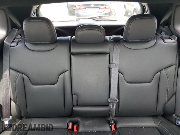 2025 Jeep Compass Limited with VIN 3C4NJDCN9ST580629, listed as a Copart auction lot 63577135 with 3,682 mi miles and Clean title. Bid and sale history available at DreamBid. Image 10.