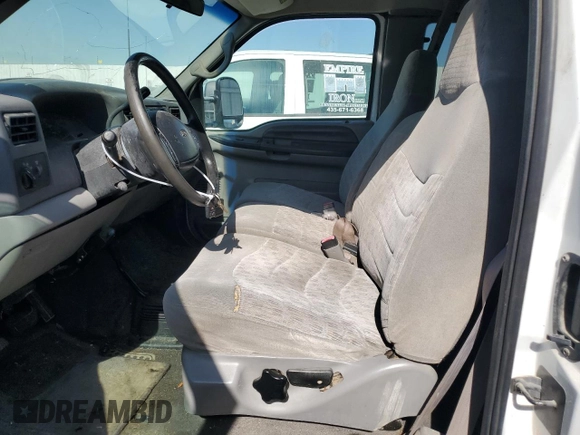 1999 Ford F-250 XL with VIN 1FTNX21S2XEC45408, listed as a Copart auction lot 74401994 with 159,716 mi miles and Clean title. Bid and sale history available at DreamBid. Image 7.