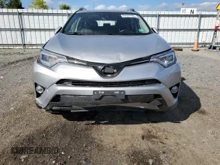 2018 Toyota RAV4 Limited z VIN JTMDFREV5JJ232565, wystawiony jako Copart lot #57521735 z przebiegiem 34 439 mil mil oraz Szkoda całkowita • Salvage title. Historia ofert i sprzedaży dostępna na DreamBid. Obrazek 5.