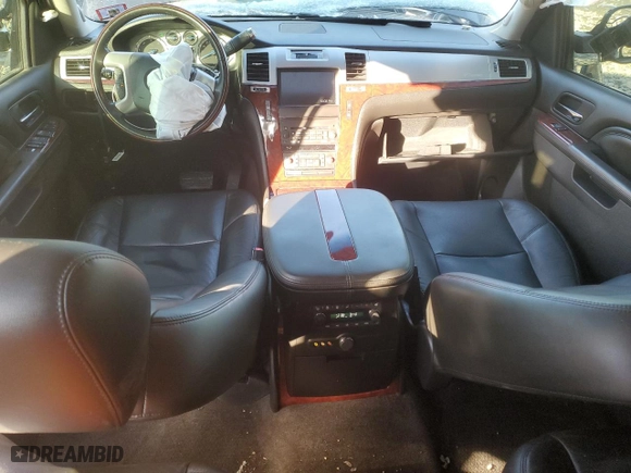 2011 Cadillac Escalade Luxury with VIN 1GYS4BEF2BR337252, listed as a Copart auction lot 86584494 with NaN miles and Salvage Title. Bid and sale history available at carsss.com. Image 8.