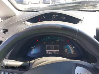 2015 Nissan LEAF SV with VIN 1N4AZ0CP9FC323706, listed as a IAAI auction lot 41631924 with 76,042 mi miles. Bid and sale history available at carsss.com. Image 7.