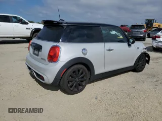 2016 MINI Hardtop S with VIN WMWXP7C54G2A42969, listed as a Copart auction lot 53910995 with 92,207 mi miles and Salvage title. Bid and sale history available at DreamBid. Image 3.