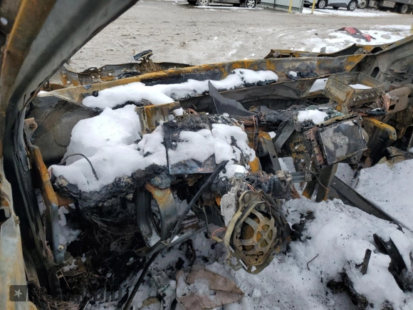 2015 Subaru Legacy Limited z VIN 4S3BNBN67F3037444, wystawiony jako Copart lot #45842925 z przebiegiem Nie podano mil oraz Szkoda całkowita • Salvage title. Historia ofert i sprzedaży dostępna na DreamBid. Obrazek 9.