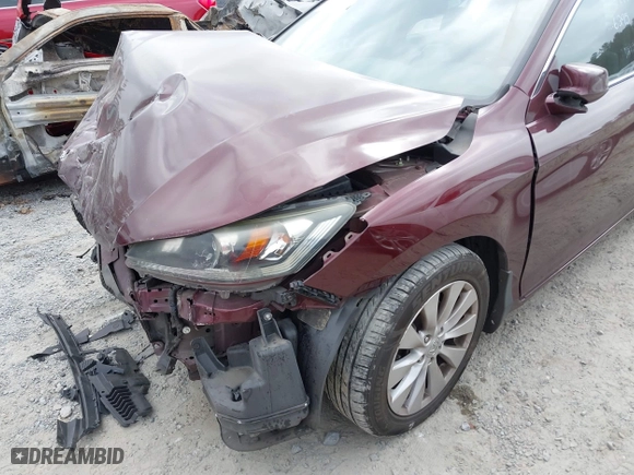 2015 Honda Accord Sedan EX-L with VIN 1HGCR2F85FA076295, listed as a IAAI auction lot 41720284 with 170,835 mi miles. Bid and sale history available at carsss.com. Image 6.