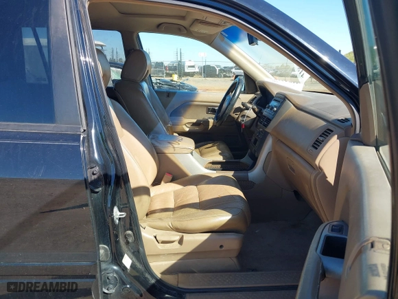 2006 Honda Pilot EX-L with VIN 2HKYF18596H512441, listed as a IAAI auction lot 41842107 with 248,844 mi miles. Bid and sale history available at carsss.com. Image 5.