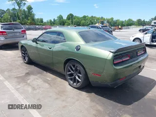2020 Dodge Challenger R/T z VIN 2C3CDZBT0LH118907, wystawiony jako IAAI lot #42326228 z przebiegiem 92 235 mil mil oraz . Historia ofert i sprzedaży dostępna na DreamBid. Obrazek 3.