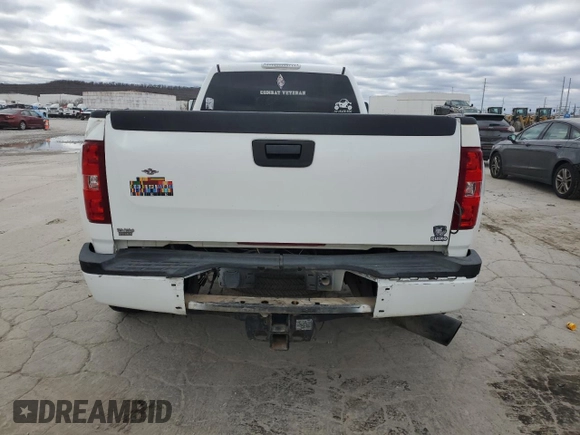 2008 Chevrolet Silverado 3500HD DRW LTZ with VIN 1GCJK33698F111624, listed as a Copart auction lot 87398034 with 242,410 mi miles and Clean Title. Bid and sale history available at carsss.com. Image 6.