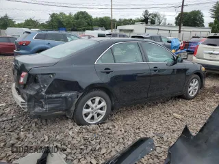 2010 Toyota Camry z VIN 4T1BF3EK8AU037547, wystawiony jako Copart lot #59762365 z przebiegiem 106 637 mil mil oraz Szkoda całkowita • Salvage title. Historia ofert i sprzedaży dostępna na DreamBid. Obrazek 3.