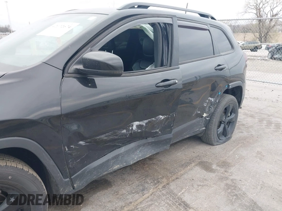 2019 Jeep Cherokee Latitude Plus with VIN 1C4PJMLX8KD484071, listed as a IAAI auction lot 42072674 with 96,701 mi miles and . Bid and sale history available at DreamBid. Image 6.